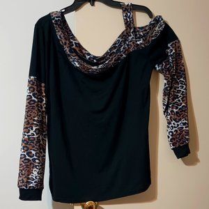 EUC ~ Off the Shoulder Black Long Sleeve Top with Leopard Print (Size: XL)